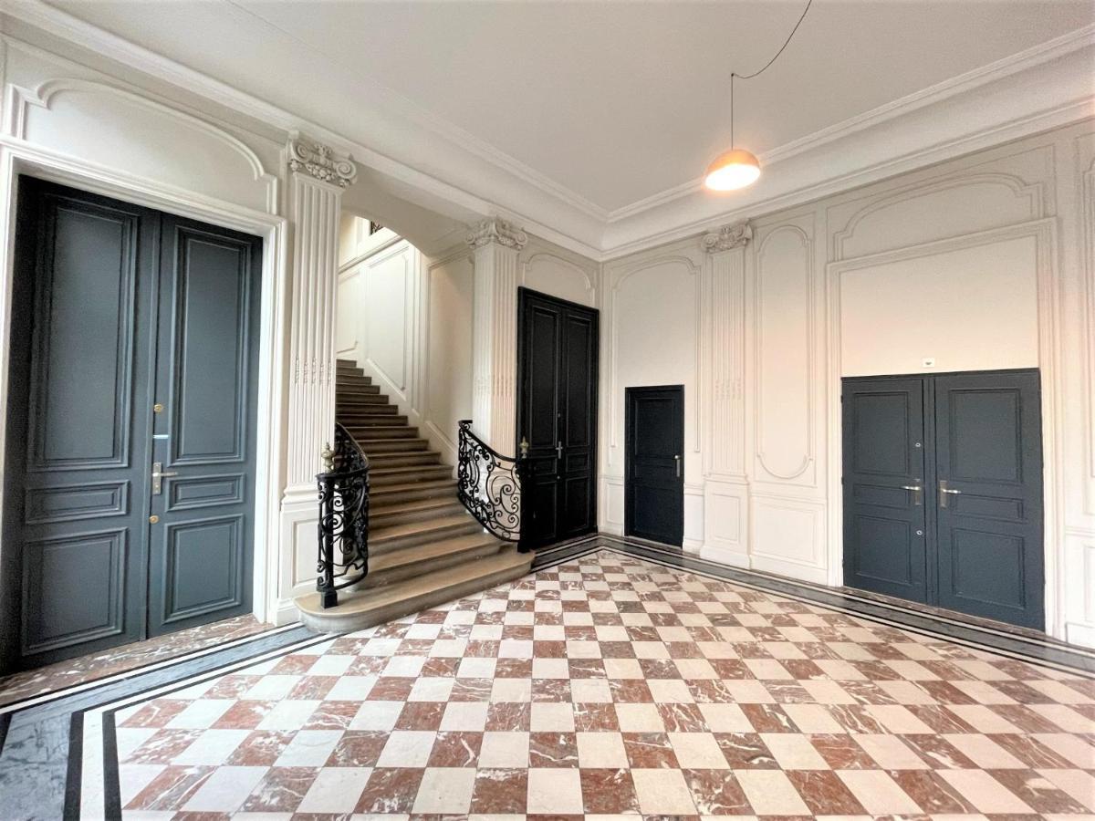 Aux Clefs Des Sacres - Dans Un Hotel Particulier Situe Rue Du Marc - Reims - Hyper Centre Forum Mairie Boulingrin Bagian luar foto