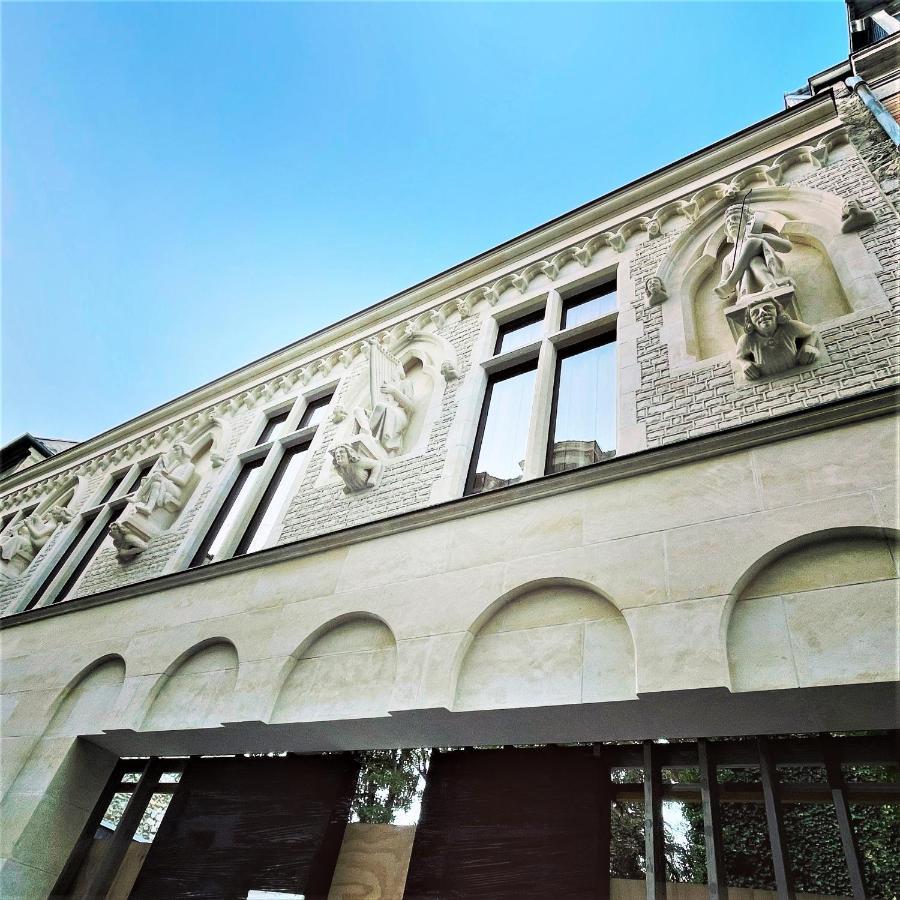 Aux Clefs Des Sacres - Dans Un Hotel Particulier Situe Rue Du Marc - Reims - Hyper Centre Forum Mairie Boulingrin Bagian luar foto