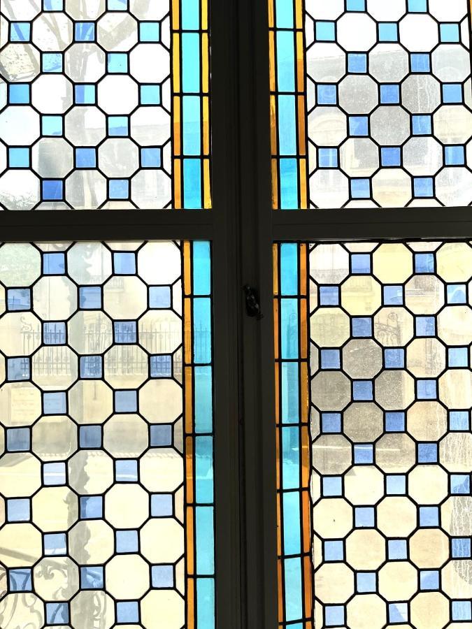 Aux Clefs Des Sacres - Dans Un Hotel Particulier Situe Rue Du Marc - Reims - Hyper Centre Forum Mairie Boulingrin Bagian luar foto