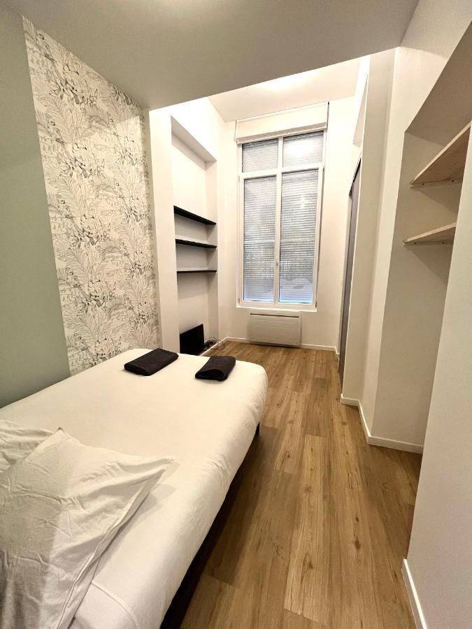 Aux Clefs Des Sacres - Dans Un Hotel Particulier Situe Rue Du Marc - Reims - Hyper Centre Forum Mairie Boulingrin Bagian luar foto